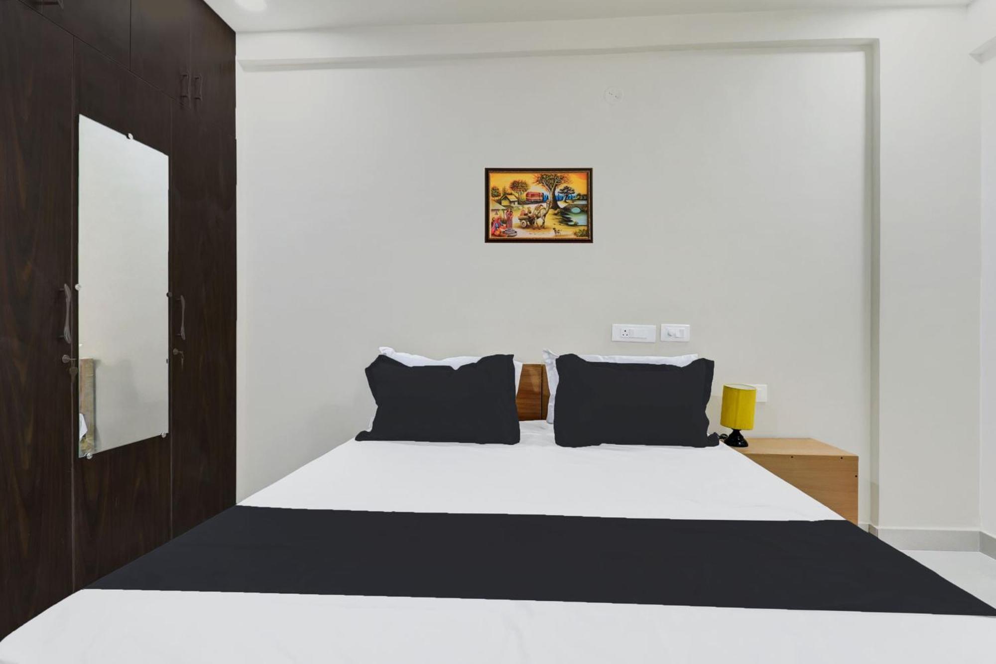 Super Hotel O Sri Harshitha Grand Near Zudio - Star Bazaar, Kundalhalli Gate Bangalore Esterno foto