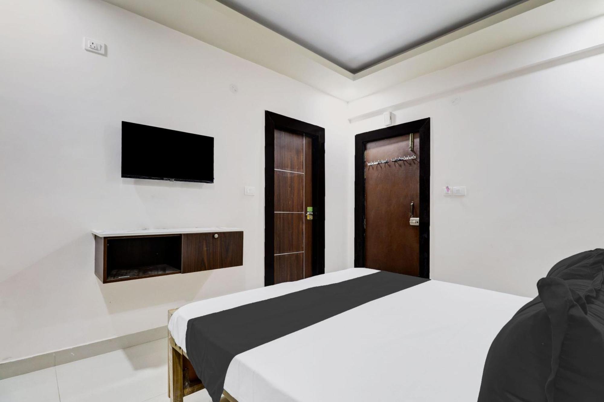 Super Hotel O Sri Harshitha Grand Near Zudio - Star Bazaar, Kundalhalli Gate Bangalore Esterno foto
